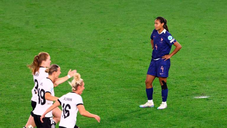 France’s Alice Sombath looks dejected after losing the penalty shoot-out REUTERS/Bernadett Szabo TPX IMAGES OF THE DAY