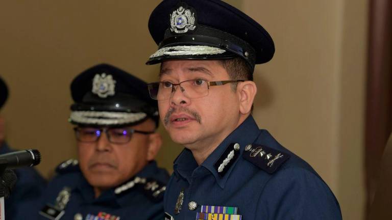 Pengarah Kastam Perak Mohd Nadzri Ariffin. Bernamapix