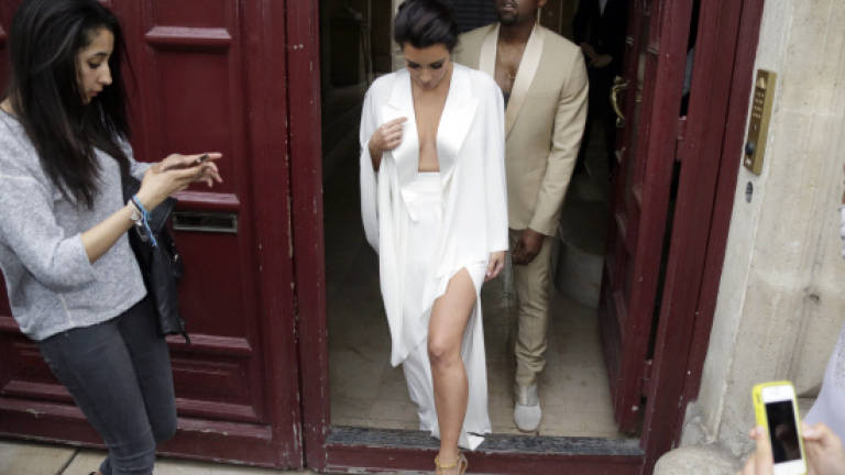 Kim and Kanye marry in romantic Florence