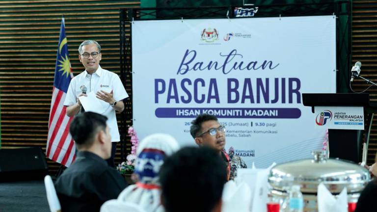 Communications Minister Fahmi Fadzil - BERNAMAPIX