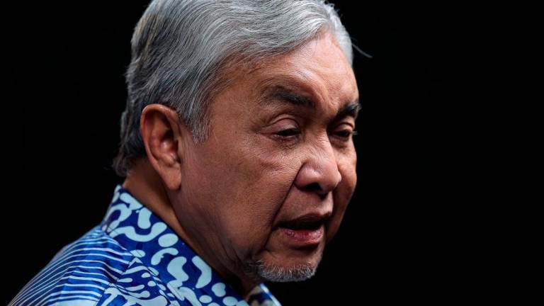 Timbalan Perdana Menteri Datuk Seri Dr Ahmad Zahid Hamidi menjawab pertanyaan media selepas program Ruang Bicara “Merealisasi Belanjawan 2026” di Wisma Bernama semalam. - BERNAMA