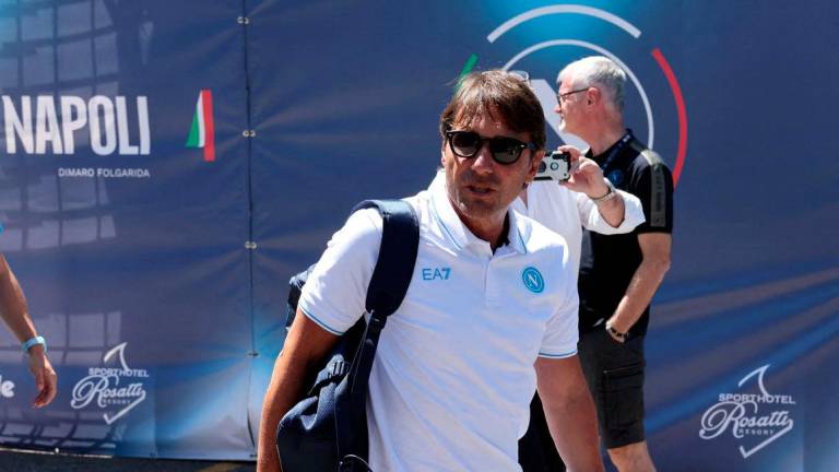 Football - Napoli Training - Stadio di Carciato, Dimaro, Italy - July 17, 2025Napoli coach Antonio Conte coach arrives at training - REUTERSPIX