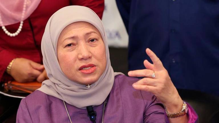 Menteri Pembangunan Wanita, Keluarga dan Masyarakat Datuk Seri Nancy Shukri - fotoBERNAMA