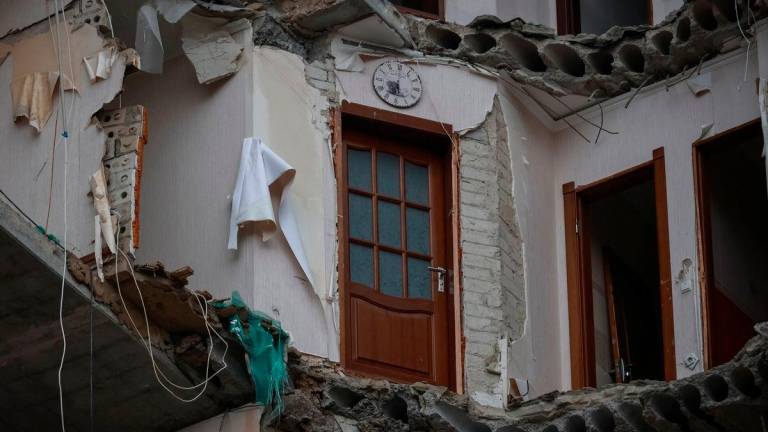 For representational purposes only: The apartment building, which was hit during a Russian military strike, amid Russia’s attack on Ukraine, in the frontline city of Kherson, Ukraine, October 2, 2025. REUTERS/Nina Liashonok