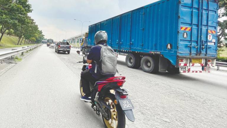 Wong said highways and busy roads have become the hotspots for collisions involving heavy vehicles. – ADIB RAWI YAHYA/THESUN