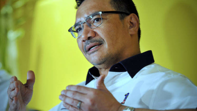 Hisham: M'sian govt to deploy additional assets in MH370 search (Updated)