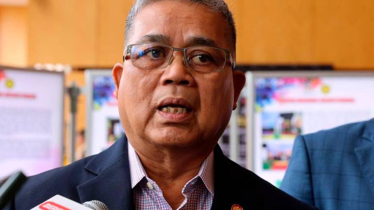 Menteri Perpaduan Negara Datuk Aaron Ago Dagang - BERNAMAPix
