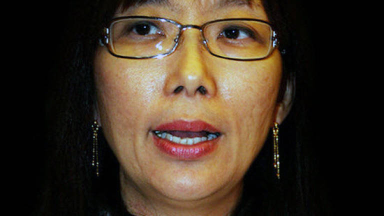 I will not be cowed by threat: Teresa Kok
