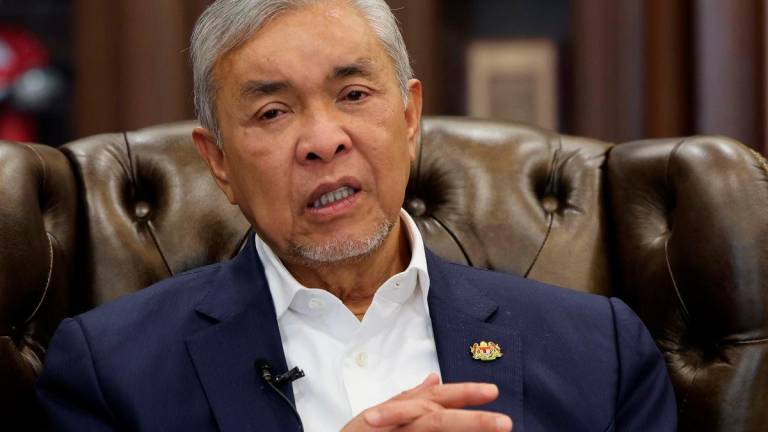 Timbalan Perdana Menteri Datuk Seri Dr Ahmad Zahid Hamidi ketika temu bual khas bersama wartawan Pertubuhan Berita Nasional Malaysia di pejabatnya di Bangunan Perdana Putra hari ini - fotoBERNAMA