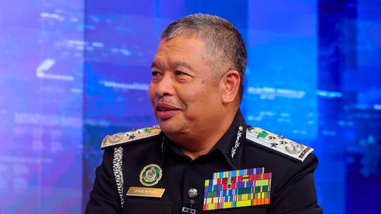 Ketua Pengarah Imigresen Datuk Zakaria Shaaban. - fotoBERNAMA