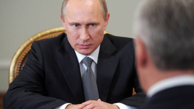 Putin, Ukraine president discuss possible ceasefire