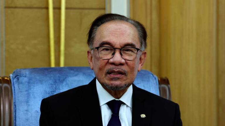 Prime Minister Datuk Seri Anwar Ibrahim at a media conference with Malaysian journalists after attending the World Economic Forum (WEF) Special Meeting, Monday -BERNAMAPIX
