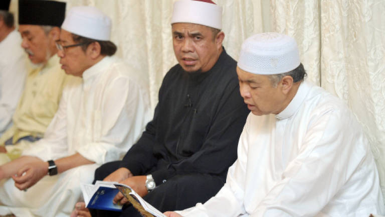 Zahid pledges to help Sarawak realise Adenan's undertaking