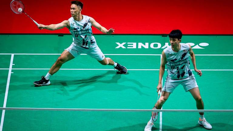 Wei Chong-Kai Wun advance to World Championships third round in Paris