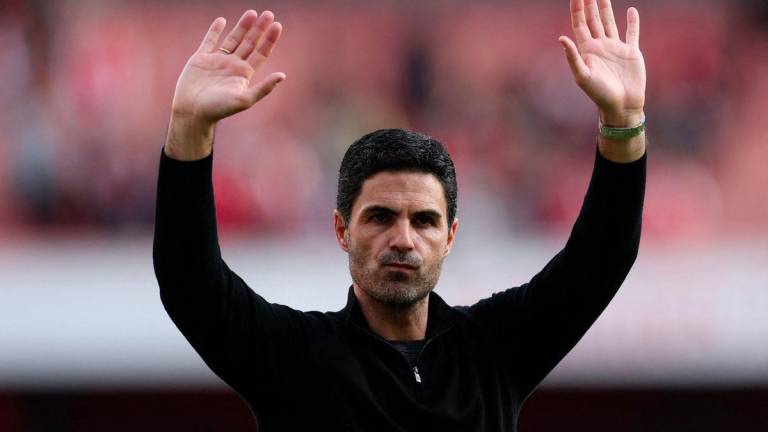 Football - Premier League - Arsenal v Newcastle United - Emirates Stadium, London, Britain - May 18, 2025 - Arsenal manager Mikel Arteta during a lap of appreciation after the match - REUTERSPIX