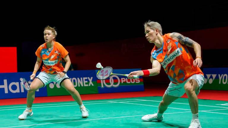 Indonesia open: Tang Jie-Ee Wei check into semis, Soon Huat-Shevon check out of tourney