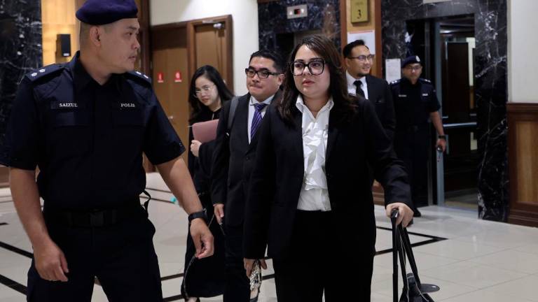 Conducting Officer Dana Arabi Wazani. - BERNAMApix