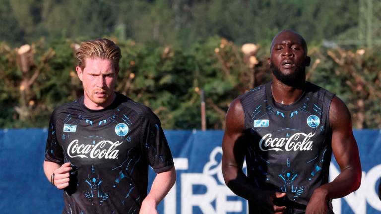 Napoli’s Romelu Lukaku and Kevin De Bruyne during training - REUTERS