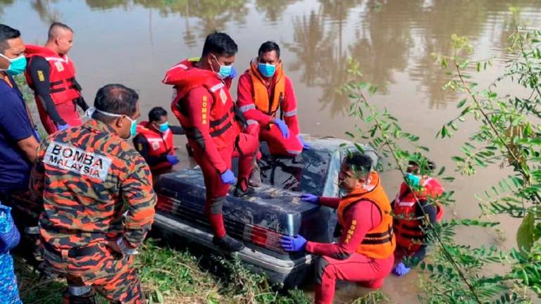 - Utusan Malaysia pic