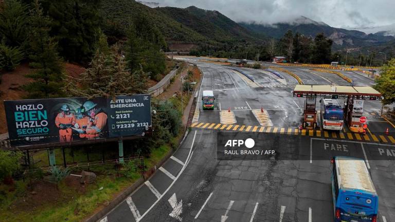 Aerial view of the entrance to the El Teniente mine, a Codelco copper mine in the commune of Machali, near Rancagua, O'Higgins Region, Chile. - Raul BRAVO / AFP