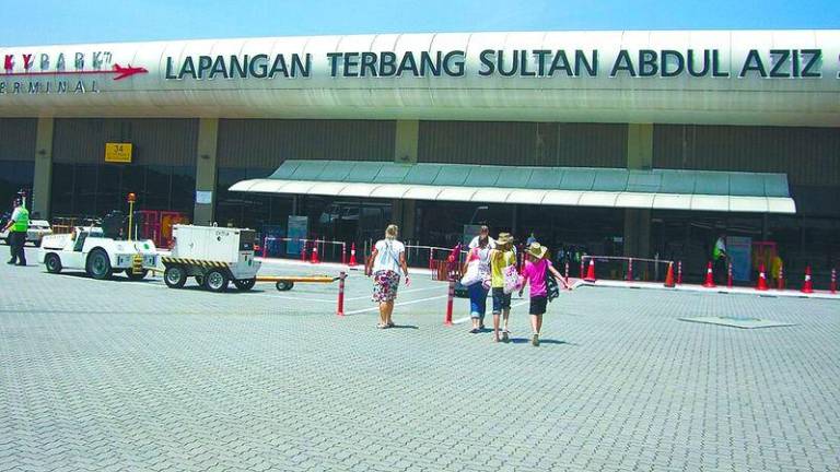 The Sultan Abdul Aziz Shah Airport needs a thorough review of its spatial design to ensure proper access to planes and the inclusion of international standard facilities for individuals with disabilities.