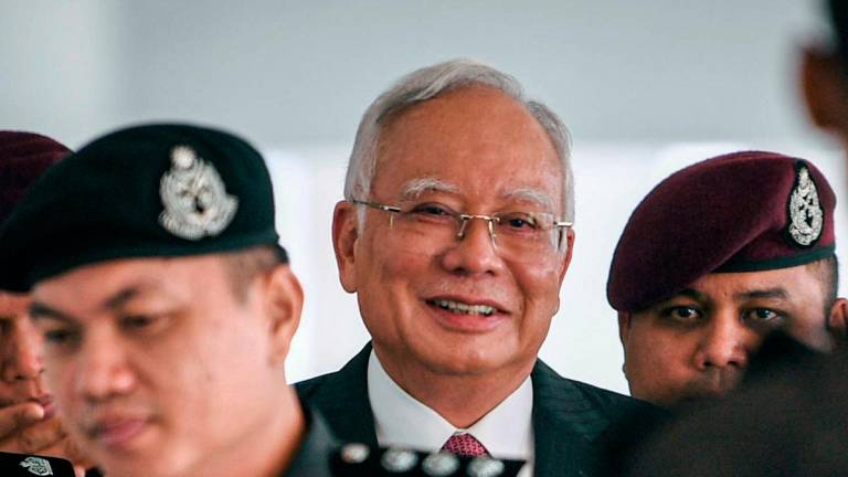 Bekas Perdana Menteri Datuk Seri Najib Tun Razak ketika hadir bagi prosiding sambung bicara kes penyelewengan dana 1Malaysia Development Berhad (1MDB) yang dihadapinya di Mahkamah Tinggi pada Feb 19, 2025-fotoBERNAMA