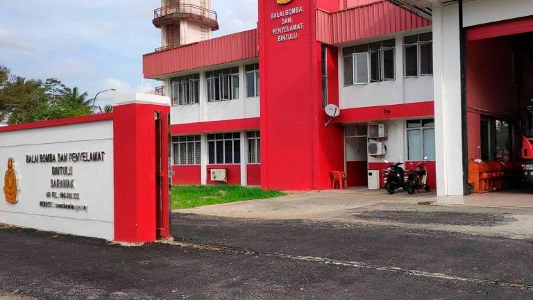 Gambar: Balai Bomba dan Penyelamat Bintulu / Facebook