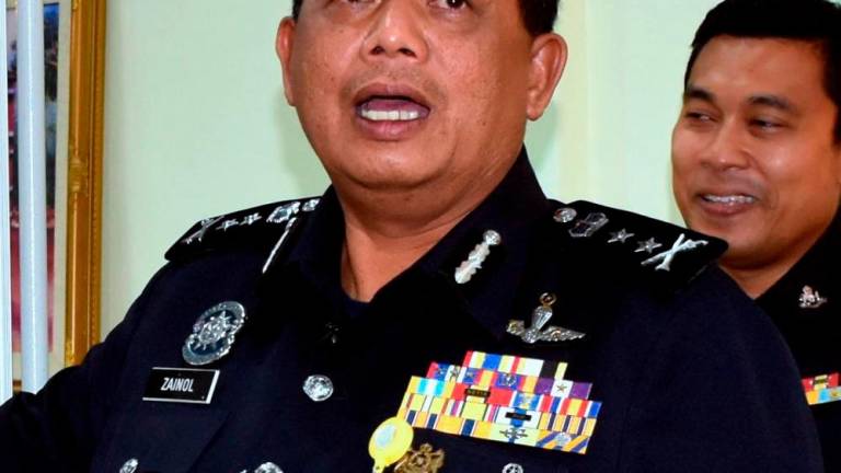 Five held, drugs worth RM2.3 mln seized in two raids in Melaka