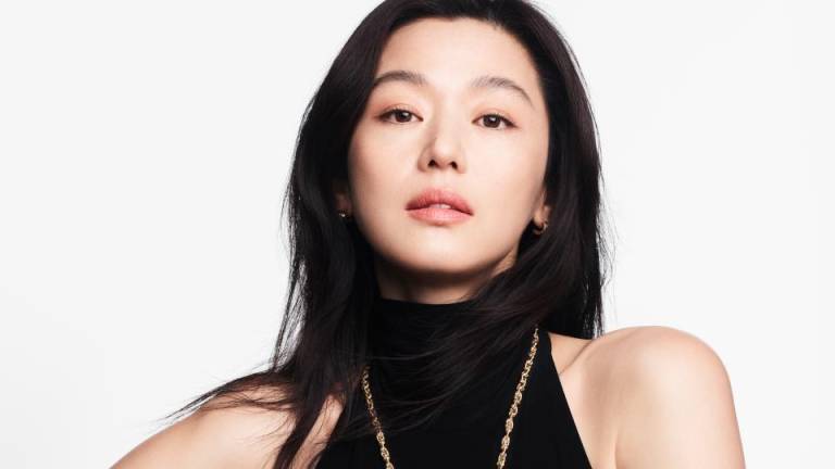 Jun is a South Korean actress and model.