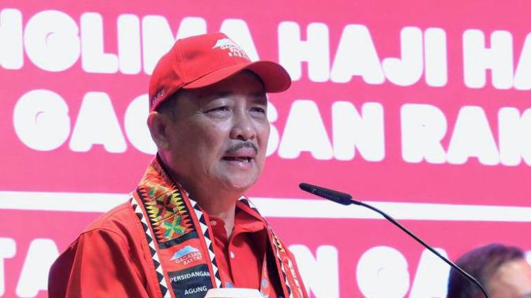 Pengerusi Gabungan Rakyat Sabah (GRS) Datuk Seri Hajiji Noor - fotoBERNAMA