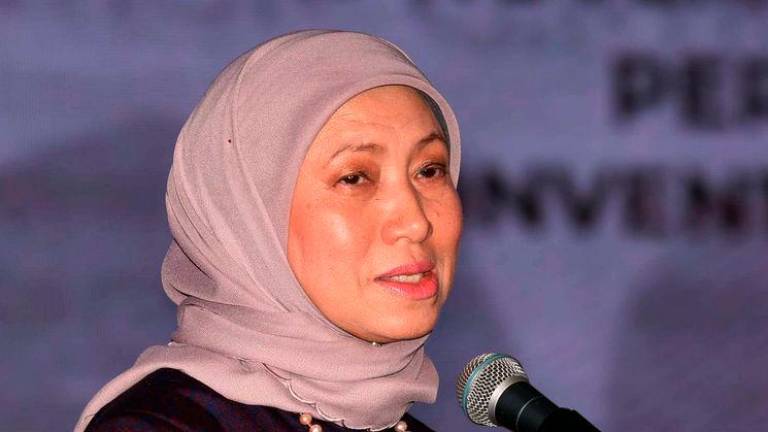 Menteri Pembangunan Wanita, Keluarga dan Masyarakat, Datuk Seri Nancy Shukri - fotoBERNAMA