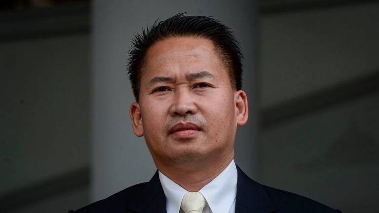 Bekas Menteri Pembangunan Infrastruktur Sabah Datuk Peter Anthony - fotoBERNAMA