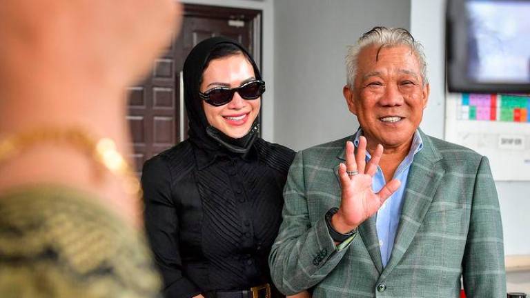 Bung Moktar and wife Zizie Izette - BERNAMApix