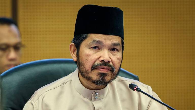Chief Statistician Datuk Seri Dr Mohd Uzir Mahidin - Photo by BERNAMA