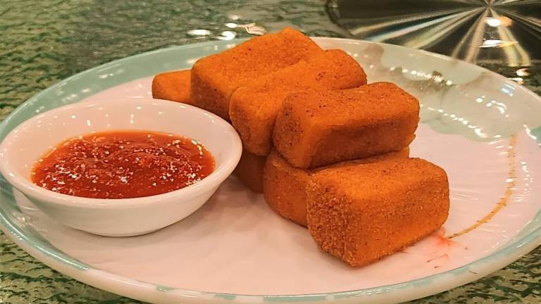Golden Sand Tofus are served as appetisers. – ALL PICS BY JOHN TAN/THESUN