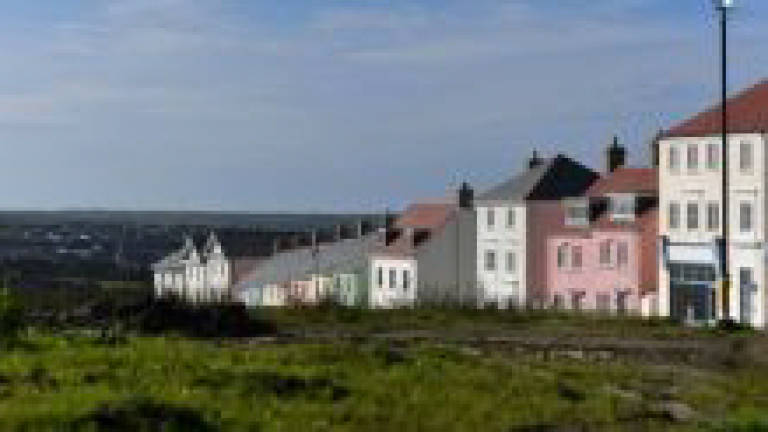 Prince's vision spurs new Cornwall coastal village