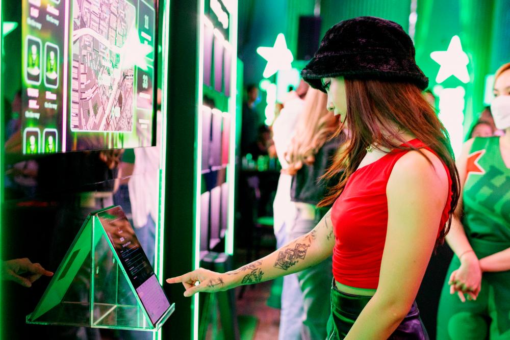 Join the Heineken Ghosted Bar experience