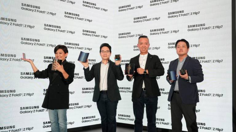 Elaine Soh, Chief Marketing Officer of Samsung Malaysia Electronics, Charles Kim, President of Samsung Malaysia Electronics, Matthew Ng, Head of Mobile eXperience Business of Samsung Malaysia Electronics, and Kevin Kim, Business Director, Mobile eXperience Business of Samsung Malaysia Electronics featuring the new Samsung Galaxy Z Fold7, Galaxy Z Flip7 and the Galaxy Watch8 at the Galaxy Unfolds Roadshow.