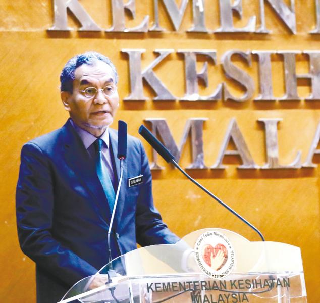Dzulkefly speaking at the Health Ministry Innovation Day in Putrajaya yesterday. – Sunpix by Asyraf Rasid