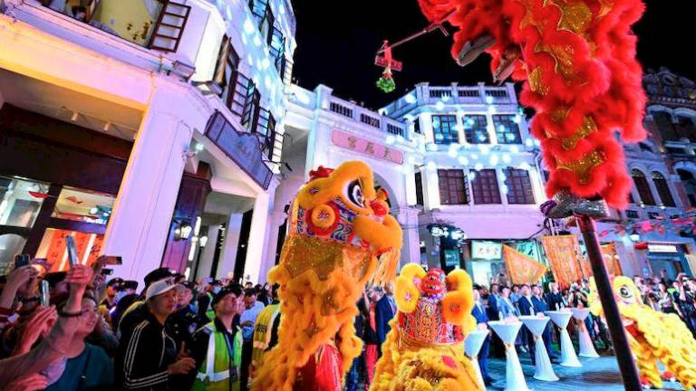 Hainan has planned 300 programs to highlight its intangible cultural heritage.