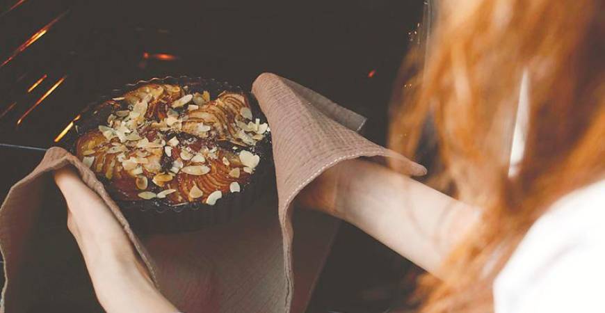 Nothing quite beats the aroma of food slow roasting or baking in a convection oven. – PEXELSPIC