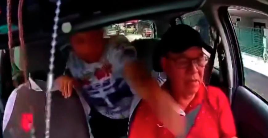 Teenage Passenger With Knife Randomly Attacks Grab Driver
