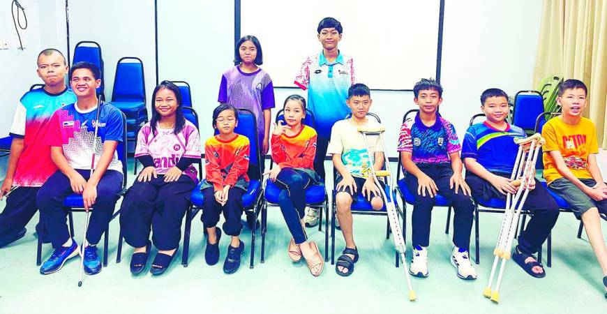 The budding young swimmers after the session. They are now looking forward to the advanced camp in November.
