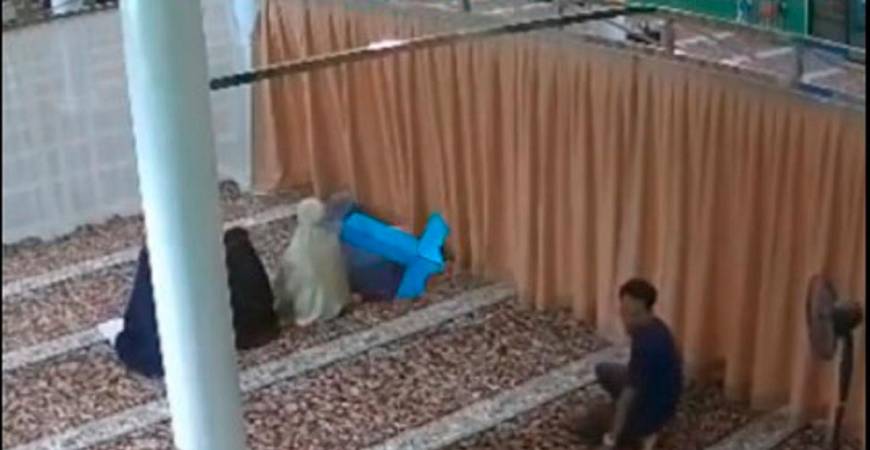 Screenshot of the incident via TikTok @abang.long580