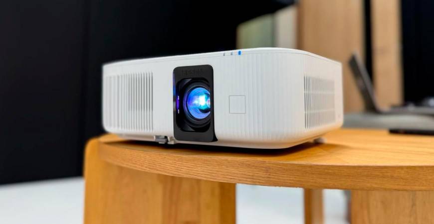 Ready to transform any room into a home theatre. – EPSON MALAYSIAPIC
