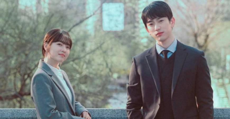 Bo-young (left) teams up with Jin-young (member of boy band Got7).