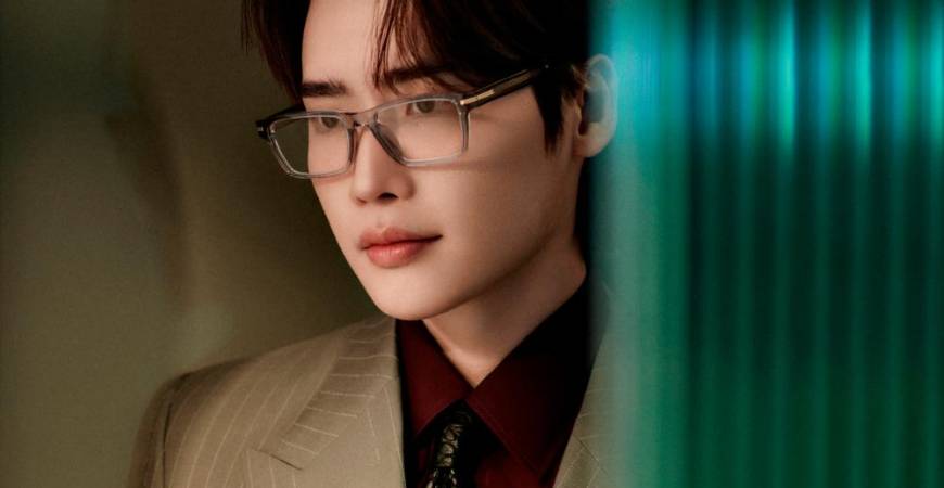 Lee Jong Suk is the face for Boss’s Global campaign.