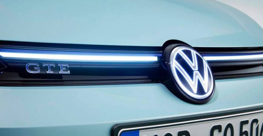 Volkswagen strikes landmark agreement with unions