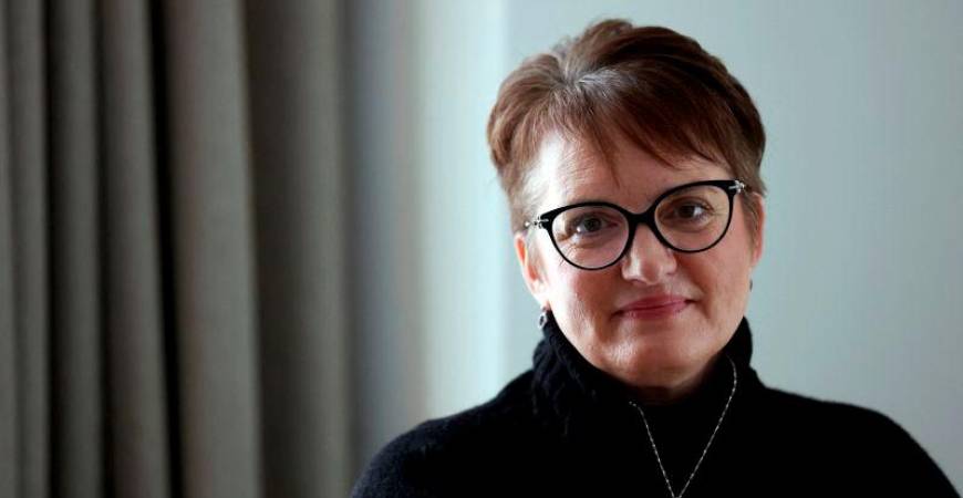 Wendy Newman, an American citizen who is considering settling in Britain after Donald Trump’s re-election, poses for a photograph at her home in London, Britain, March 25, 2025. REUTERSpix