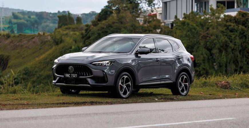 SAIC Motor Malaysia announces official pricing for the new MG HS SUV standard And Lux variants